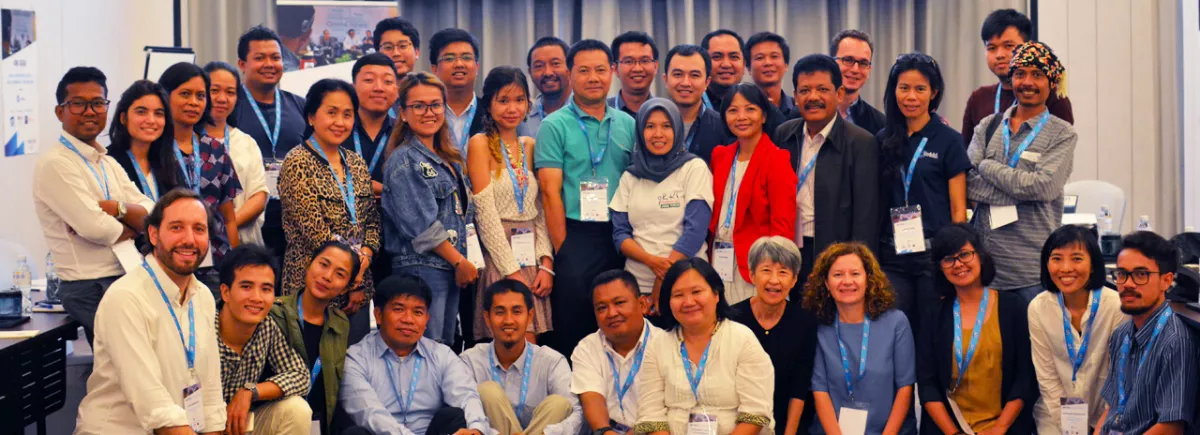 Issues and challenges for online media in South-East Asia