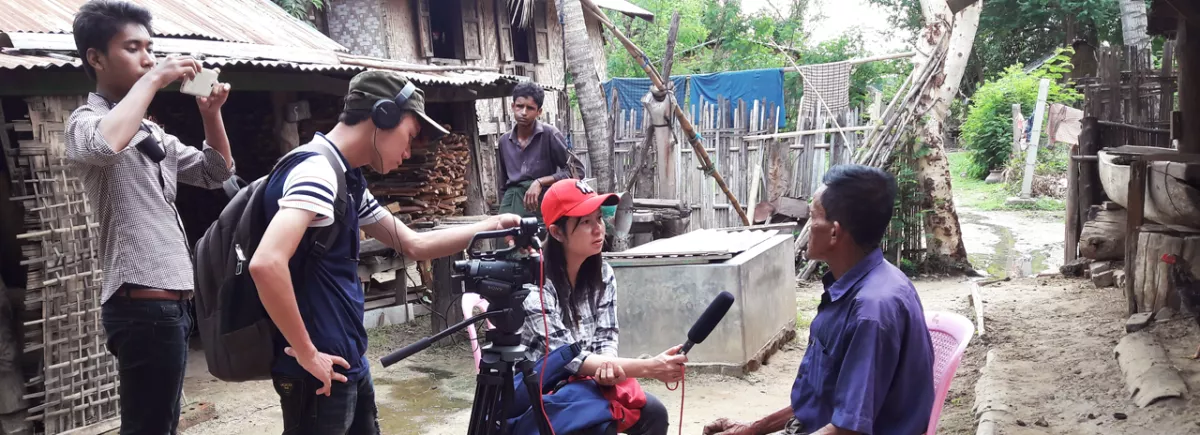 Out and about in Nay Pyi Taw, on reporting assignments with students from the Myanmar Journalism Institute (MJI)