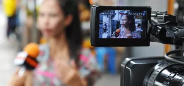 Journée Mondiale des Réfugiés - Voix en Exil : pour que l’exil n’efface plus les voix des journalistes Journée Mondiale des Réfugiés - Voix en Exil : pour que l’exil n’efface plus les voix des journalistes