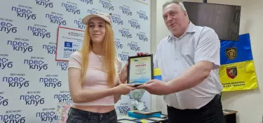 Eva Avramenko, bénéficiaire du projet CFI Yak Vdoma, lauréate d'un concours de journalisme en Ukraine Eva Avramenko, bénéficiaire du projet CFI Yak Vdoma, lauréate d'un concours de journalisme en Ukraine
