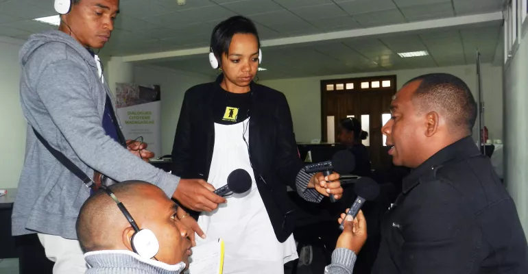 Premier atelier de formation à la conception d’émissions de "sensibilisation citoyenne" - Antananarivo, 12 -24 septembre 2016 #DialoguesMada