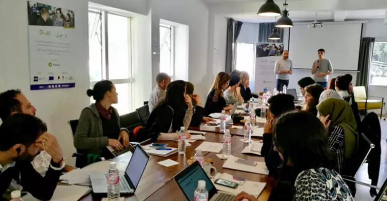 Tunis 14-16 novembre 2018 : première session d’incubation de l’équipe de #Djilmedia (10 projets sélectionnés) présente aux #AjTunis. #DJilMedia