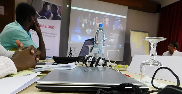 Formation à la production et à la modération sur les réseaux sociaux pour les médias classiques en Afrique francophone, du 4 au 9 décembre 2017 à Dakar. #Medias360