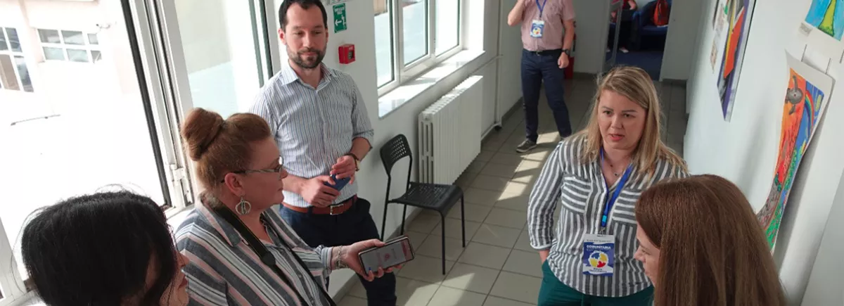 Des journalistes analysent l'intégration de personnes ukrainiennes réfugiées