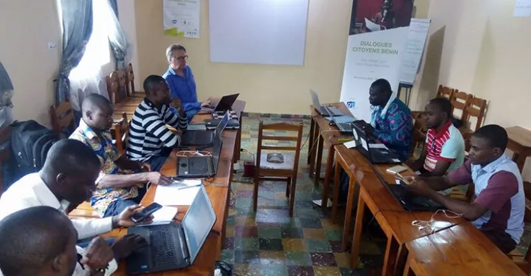 Mission of coaching in writing of investigative journalism "animated from 21 to 23 May 2018 in Parakou by Eric Le Braz. #Dialoguebénin