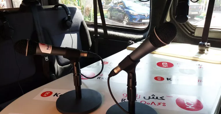 Sur les routes de Marrakech, le studio mobile/mini-van inédit pensé par AIC et financé par CFI, mars 2019  #SadaAswatNissaa